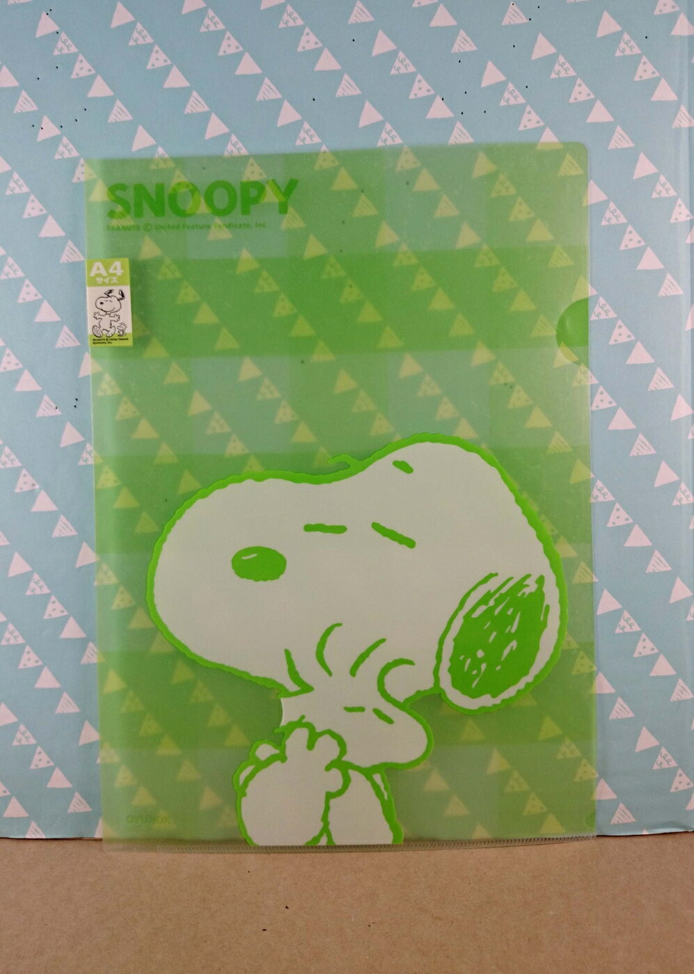 【震撼精品百貨】史奴比Peanuts Snoopy 文件夾 綠色 震撼日式精品百貨