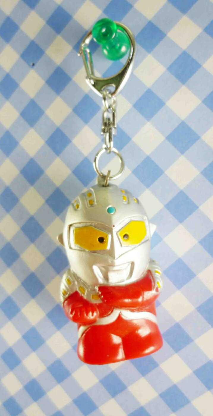【震撼精品百貨】Ultraman 鹹蛋超人 鎖圈-紅身 震撼日式精品百貨