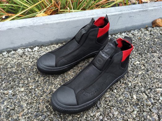 FINDSENSE Z1 日系 時尚 潮流 男士戶外 復古 黑紅撞色 皮革 休閒鞋 板鞋 高幫男鞋