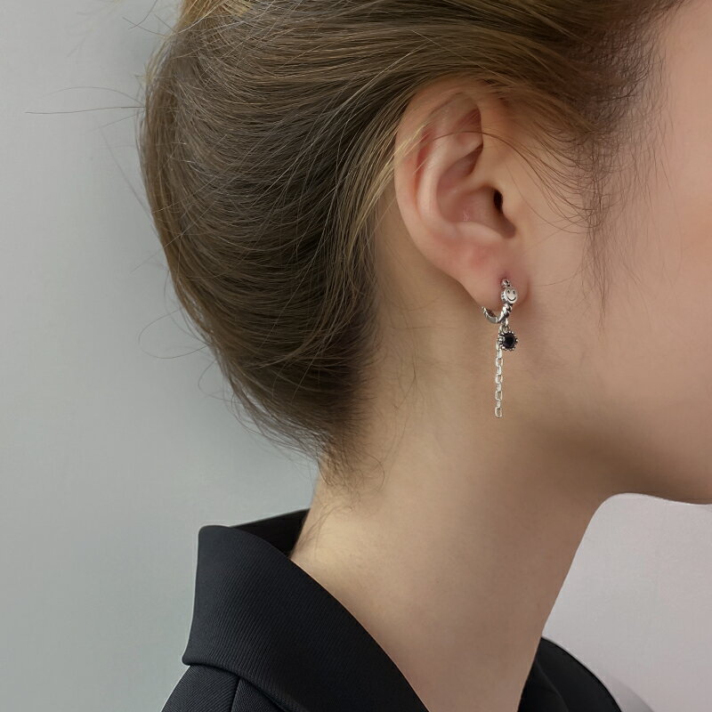 純銀兔子耳環女年新潮款重工鏈條笑臉耳釘不對稱流蘇創意耳飾 2