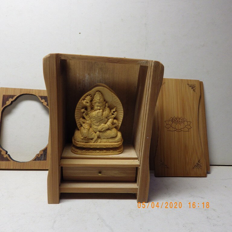 精品黃楊木綠財神木雕佛像佛龕(盒子10.8釐米*7.6釐米*5.2釐米)