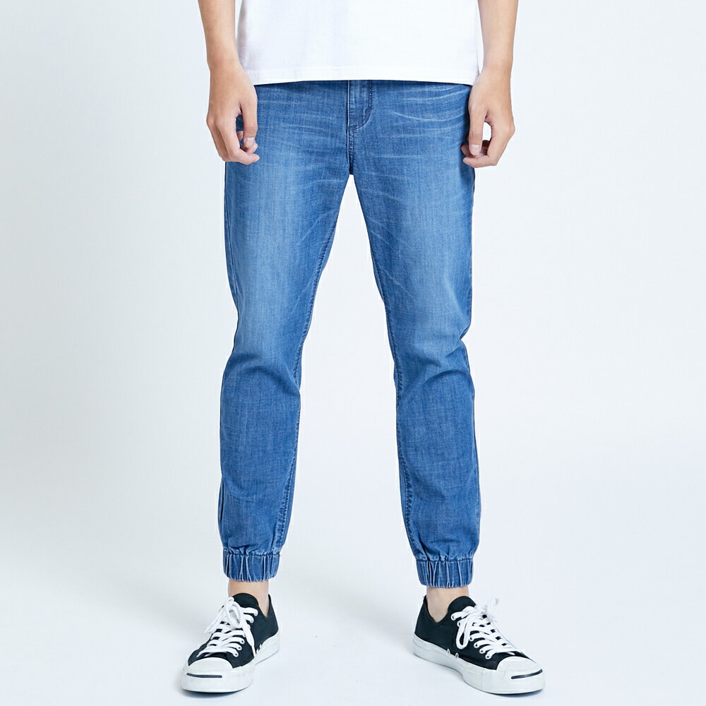 EDWIN 輕柔五袋式 伸縮束口牛仔褲-男女款 石洗藍 JOGGER 1