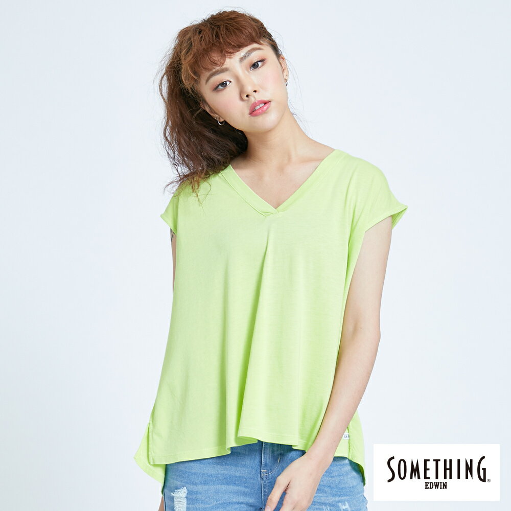 SOMETHING 女款 清新V領休閒短袖T恤 (嫩綠色)