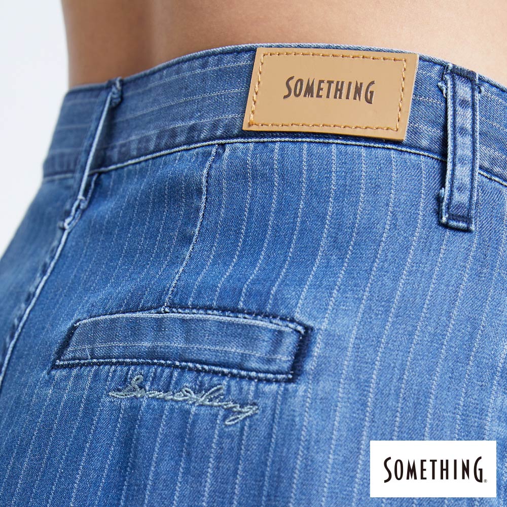 SOMETHING NEO FIT 袋蓋打摺條紋五分褲-女款 拔洗藍 SHORTS 9