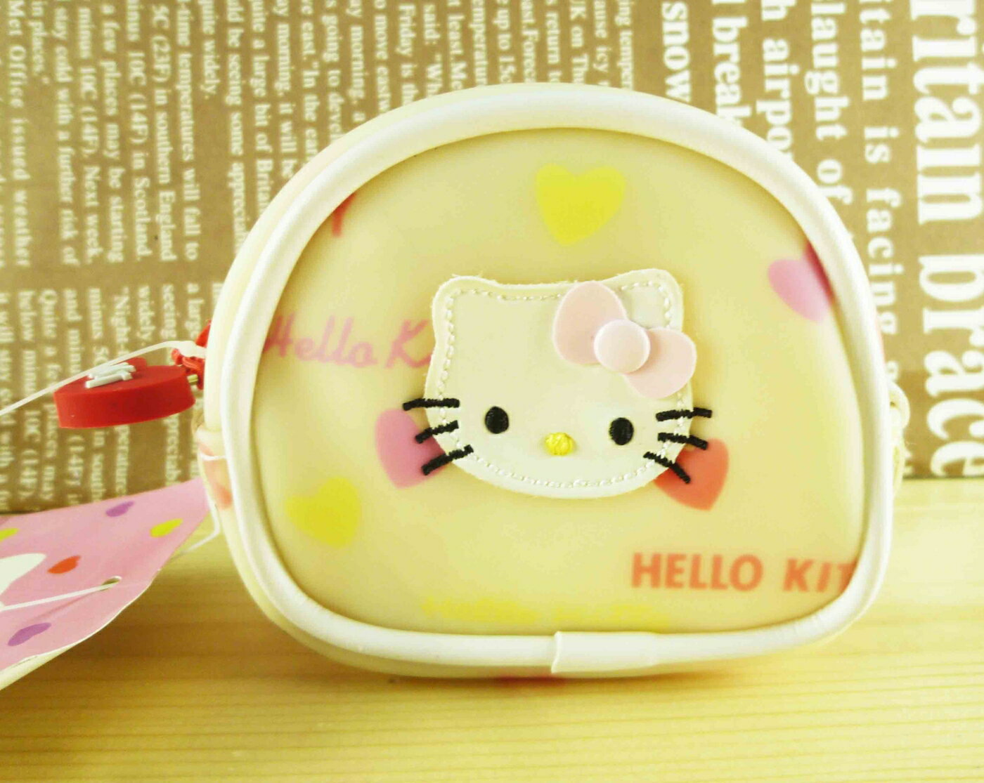 【震撼精品百貨】Hello Kitty 凱蒂貓-橢圓零錢包-白愛心 震撼日式精品百貨
