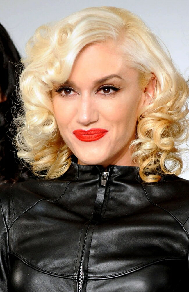 Posterazzi: Gwen Stefani In Attendance For Lamb Fallwinter 2010 