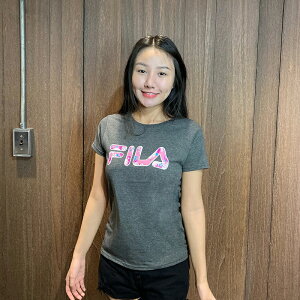 美國百分百【全新真品】 FILA 短袖 T恤 T-shirt 運動潮流 女 腰身 圓領 logo 鐵灰 BF35