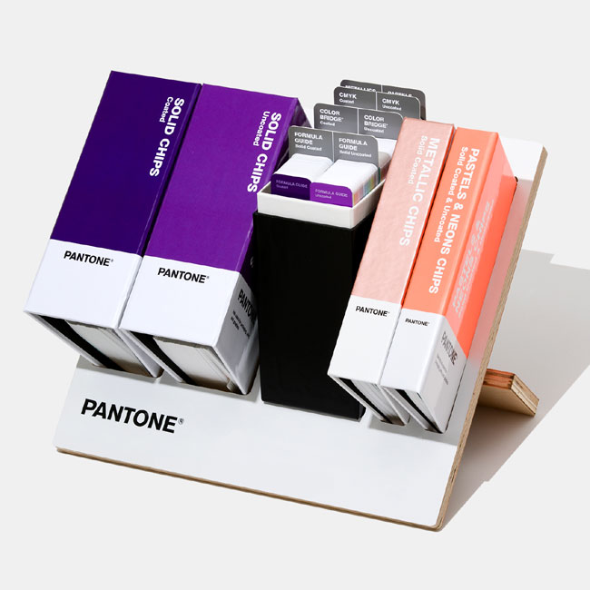 PANTONE 專業色票【REFERENCE LIBRARY】GPC305A / 套裝組 【預購商品】【2019 最新版】【APP滿額下單10%點數(單一帳號最高1500點)】8/31止