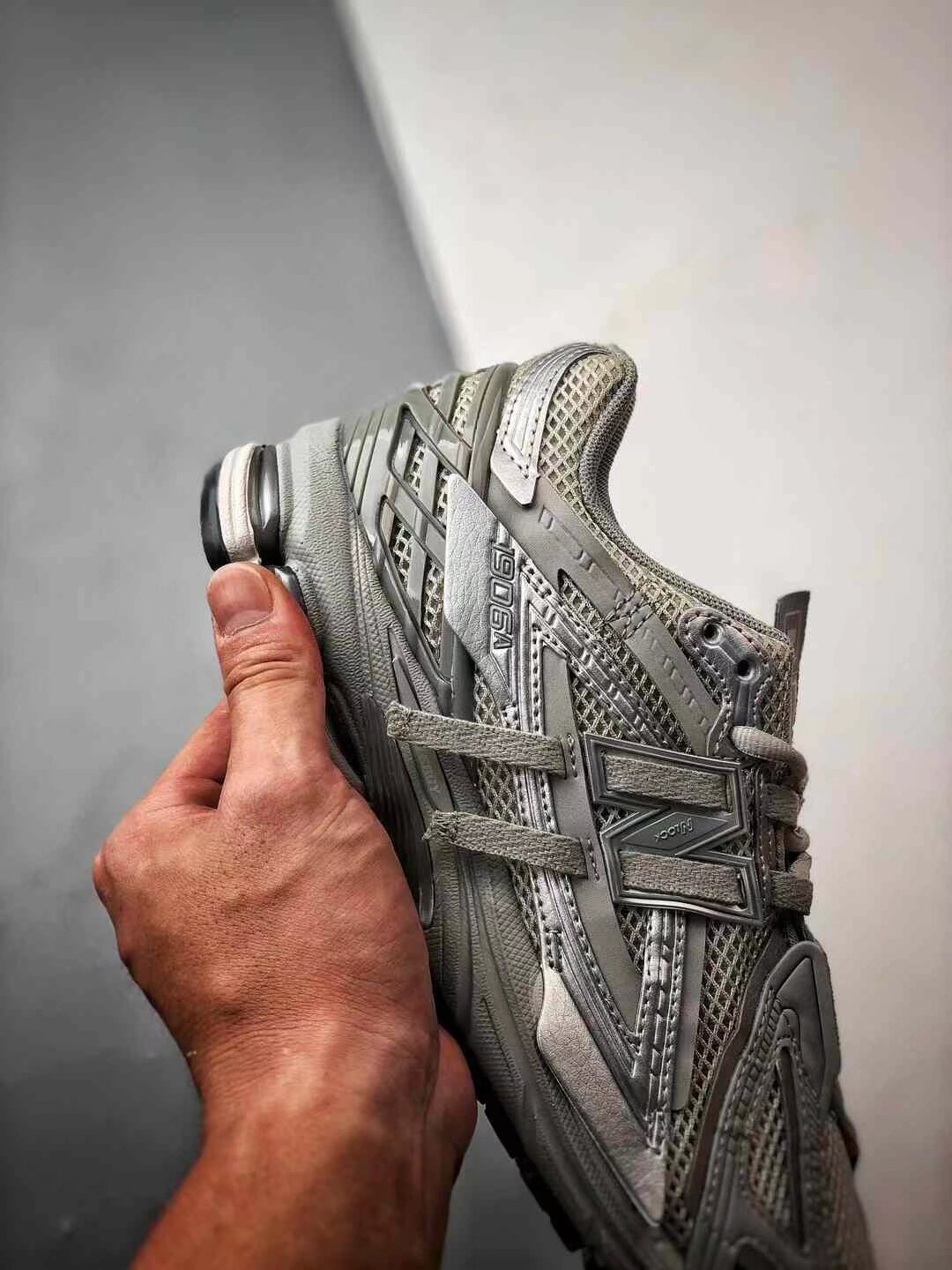 New Balance 1906R 系列 銀灰 復古老爹鞋 7