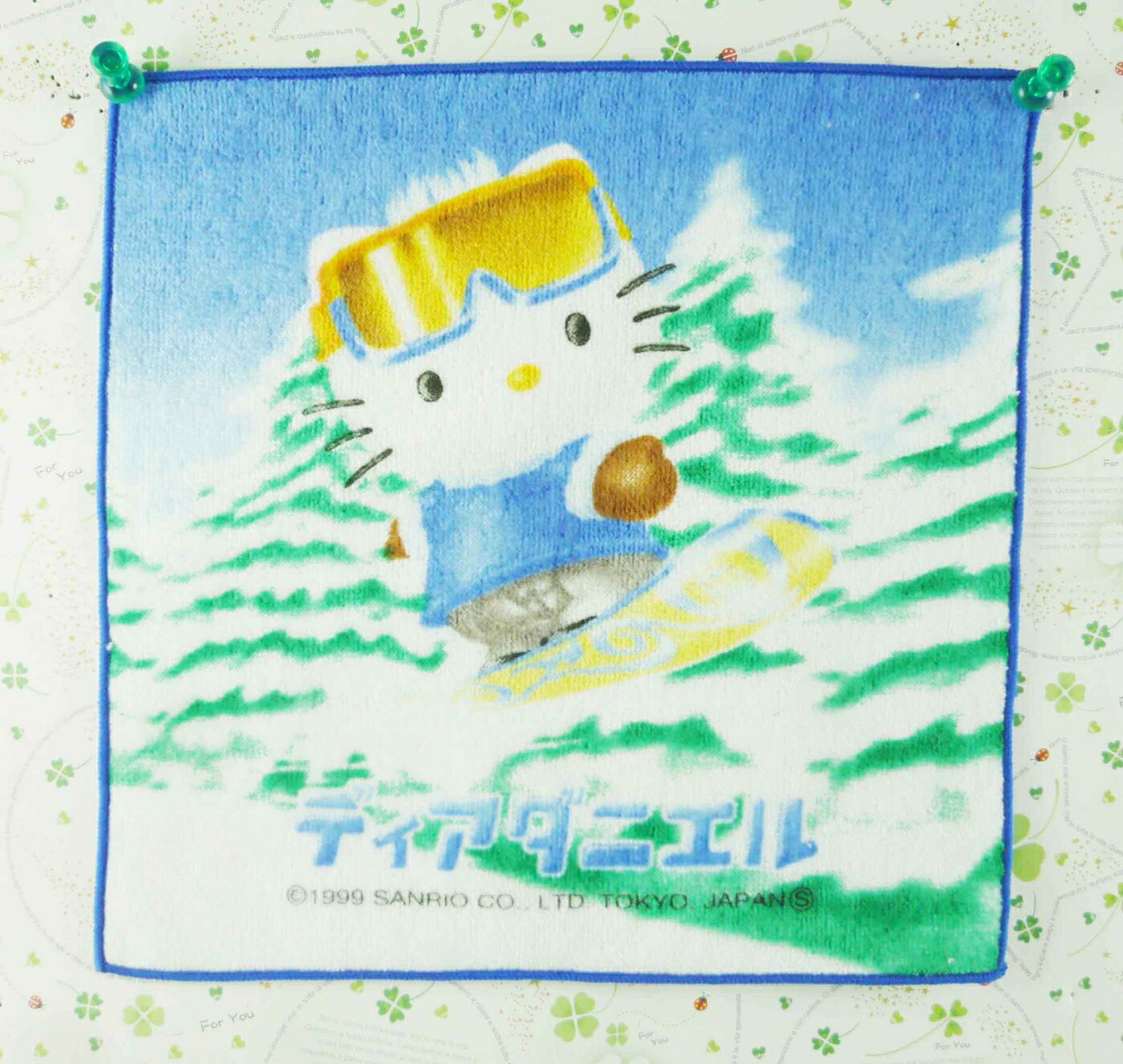 【震撼精品百貨】Hello Kitty 凱蒂貓 方巾-限量款-滑雪 震撼日式精品百貨