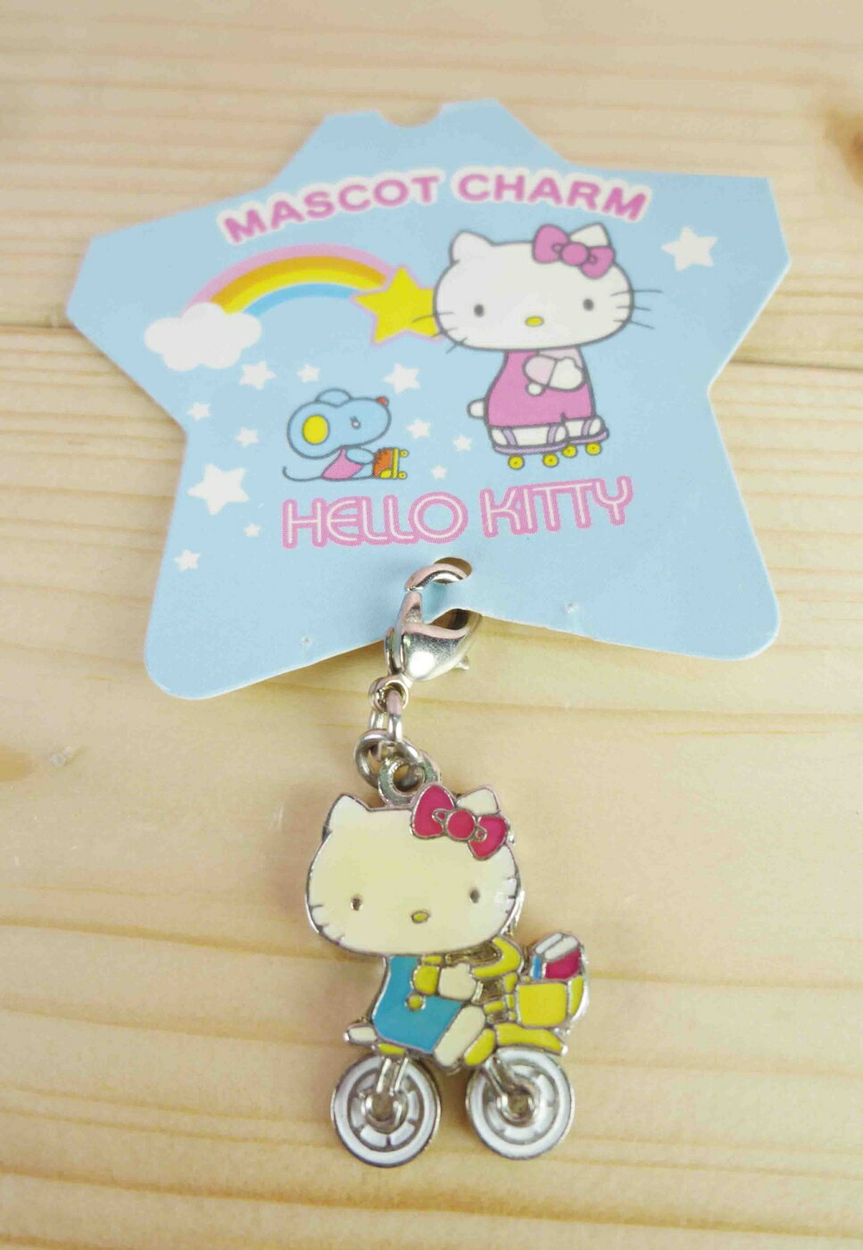 【震撼精品百貨】Hello Kitty 凱蒂貓 KITTY吊飾拉扣-聖誕系列-腳踏車 震撼日式精品百貨