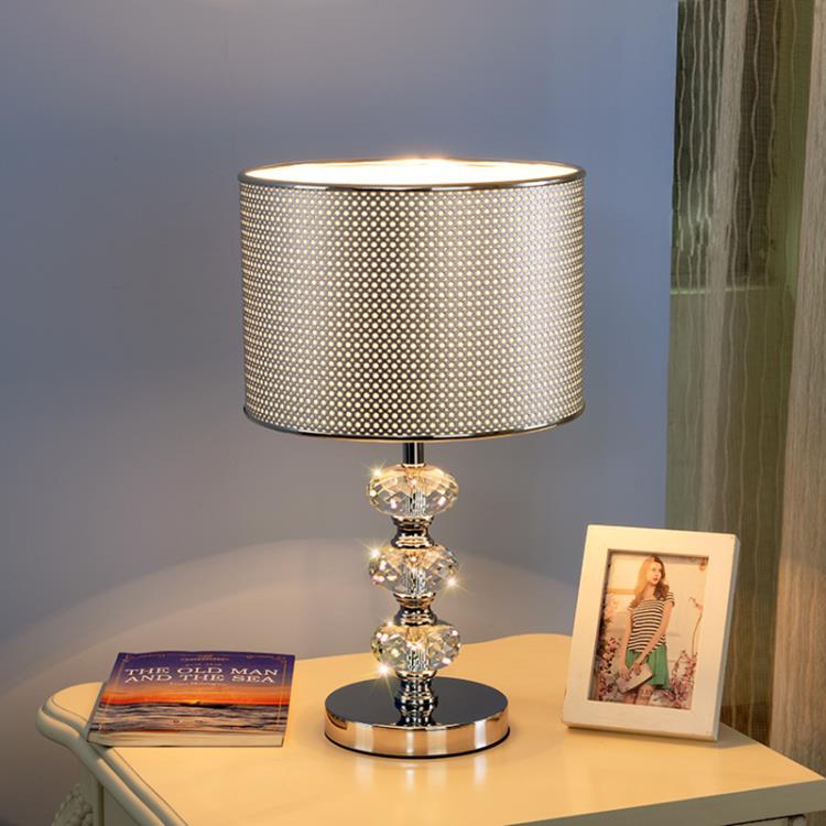 美式台燈臥室台燈床頭燈可調光簡約現代北歐溫馨床頭燈水晶家用 交換禮物