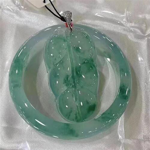 【現貨】天然冰種飄花翡翠手鐲緬甸a貨冰透水潤圓條玉鐲翡翠葉子吊墜套裝【北歐家居生活】