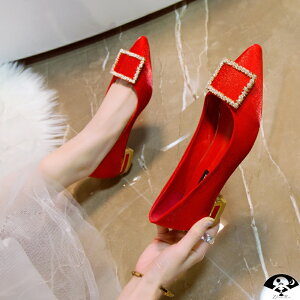 婚鞋女2cm新款粗跟高跟婚禮秀禾鞋孕婦結婚鞋低跟紅色新娘鞋紅鞋