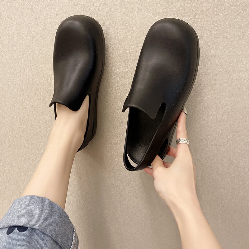 軟底舒服黑色工作鞋女夏包頭軟皮防滑厚底方頭簡約時尚上班女涼鞋