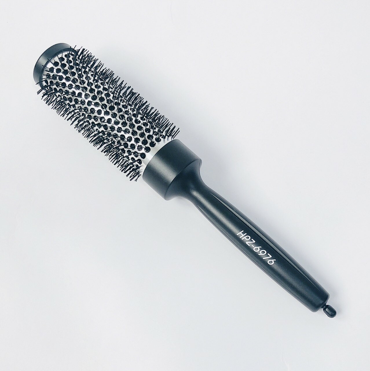 超輕量 銀金剛鋁管蓄熱梳 Be My Boyfriend 王盈喬老師推薦 梳子 圓梳 導熱快速 [交換禮物.$199免運] 2