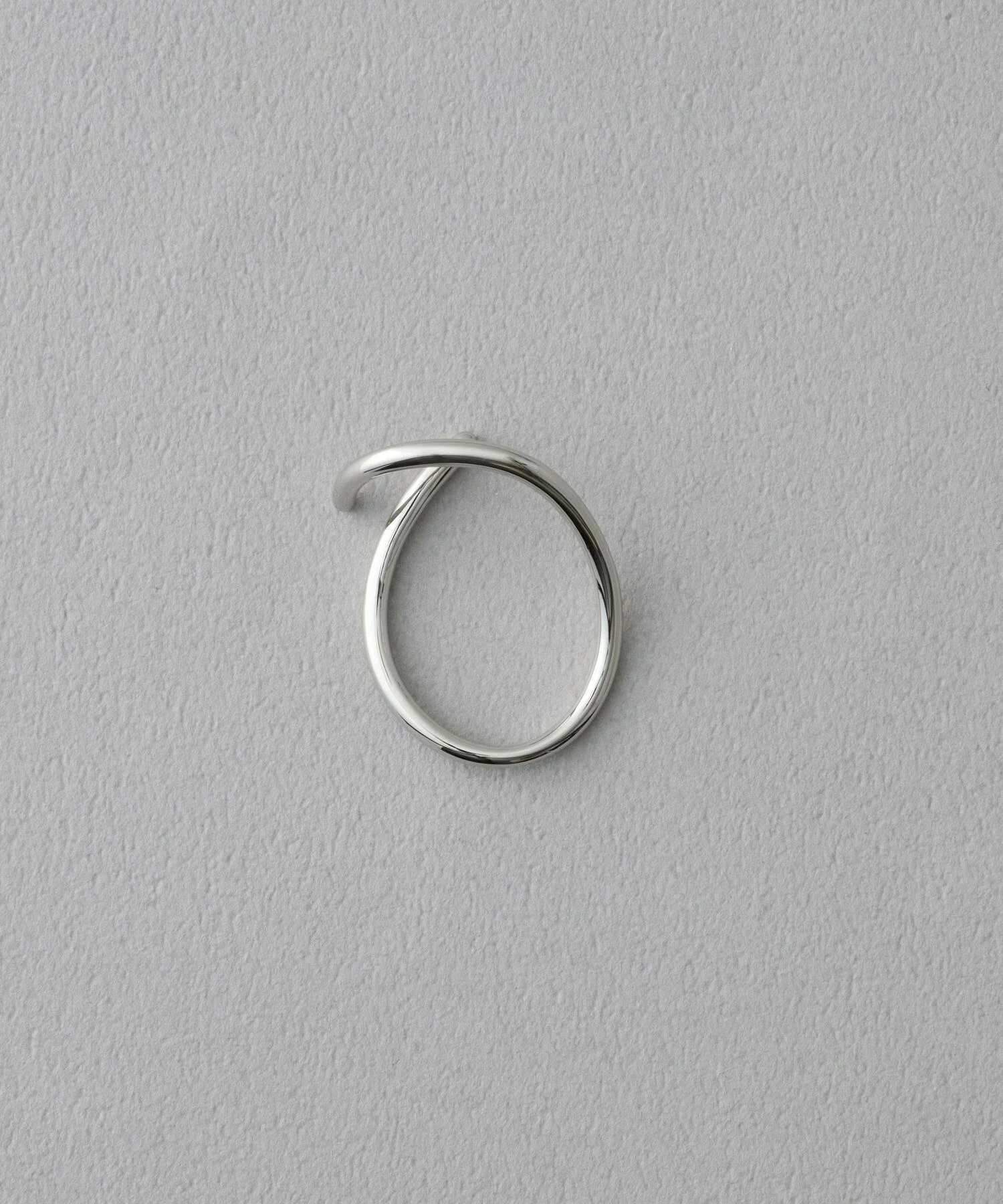 [Shade Cuff] ete 素面橢圓耳釦 S 金色 | 耳扣 送禮 情人節 [Rakuten Fashion]