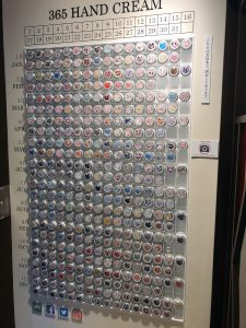 【預購】よろし化粧堂 365生日護手霜 Yoroshi 生日禮物 需備註日期 日本直送