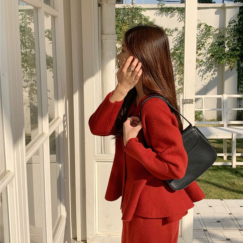ANNAS 紅色毛呢傘狀套裝 毛衣外套長裙 氣質套裝 紅色套裝 貴婦 高級感 過年 新年 2024龍年喜氣穿搭 2