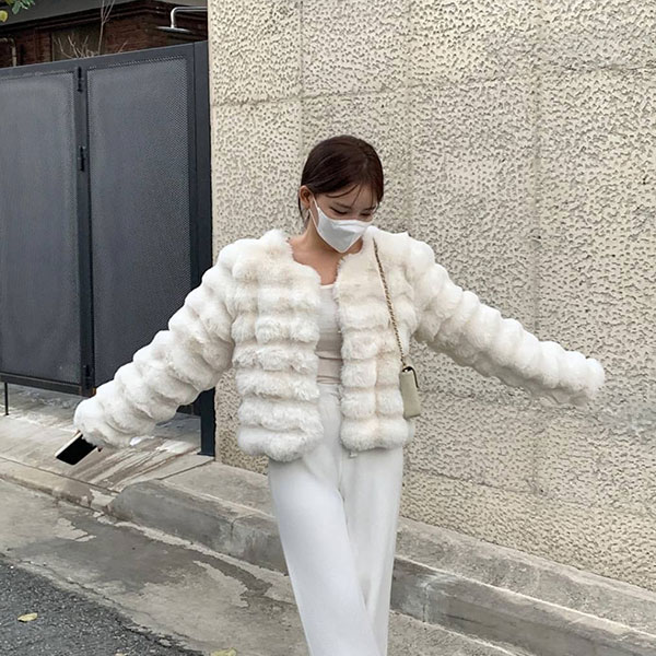 ANNAS 正韓 立體多層次 毛毛外套 大衣 罩衫 皮草 外搭 毛外套 浮誇 貴婦 名媛 性感 婚宴 韓劇 厚外套 白黑 韓國 5