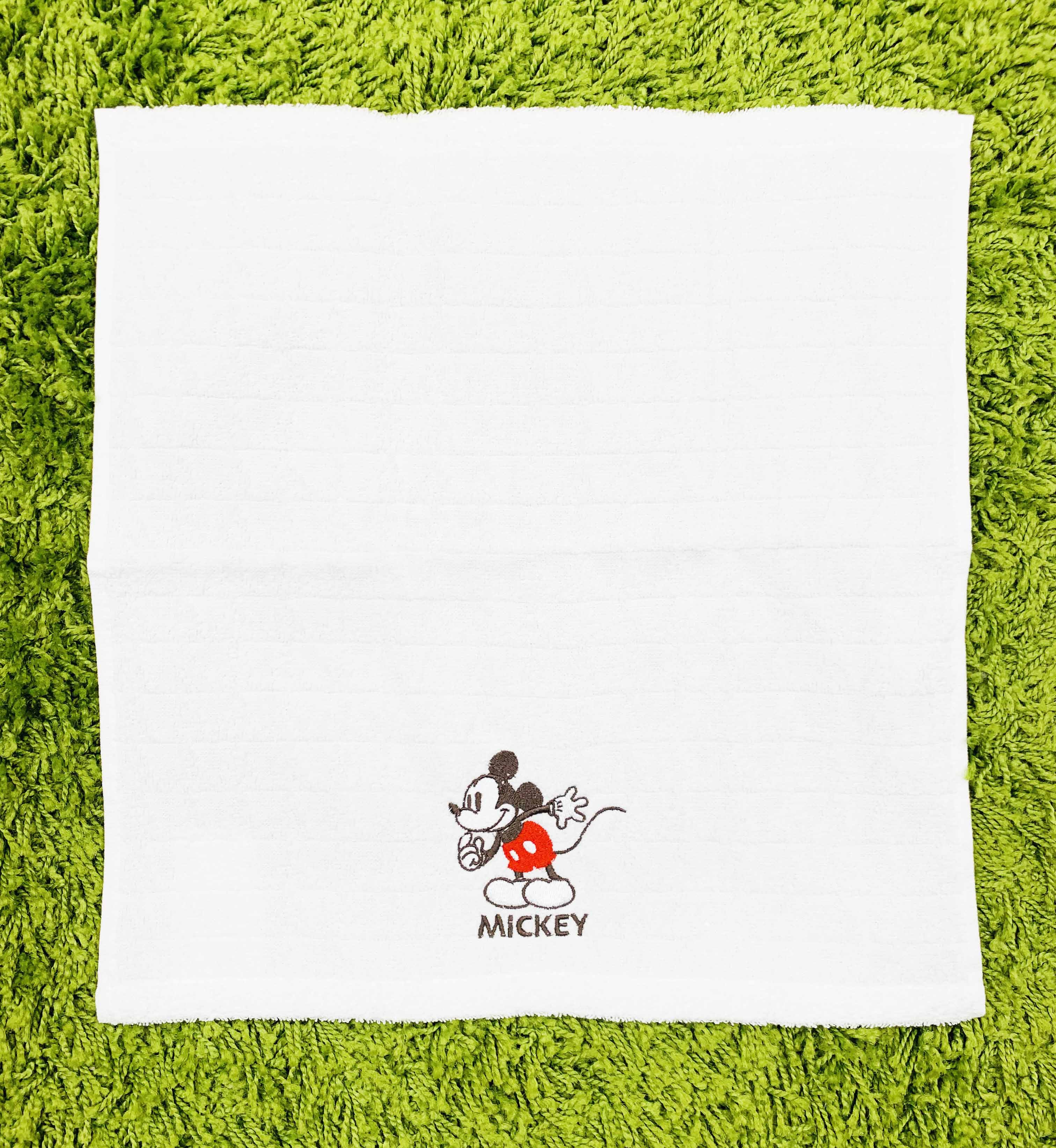 【震撼精品百貨】Micky Mouse_米奇/米妮 ~日本Disney迪士尼 米奇方巾 毛巾-刺繡*58555