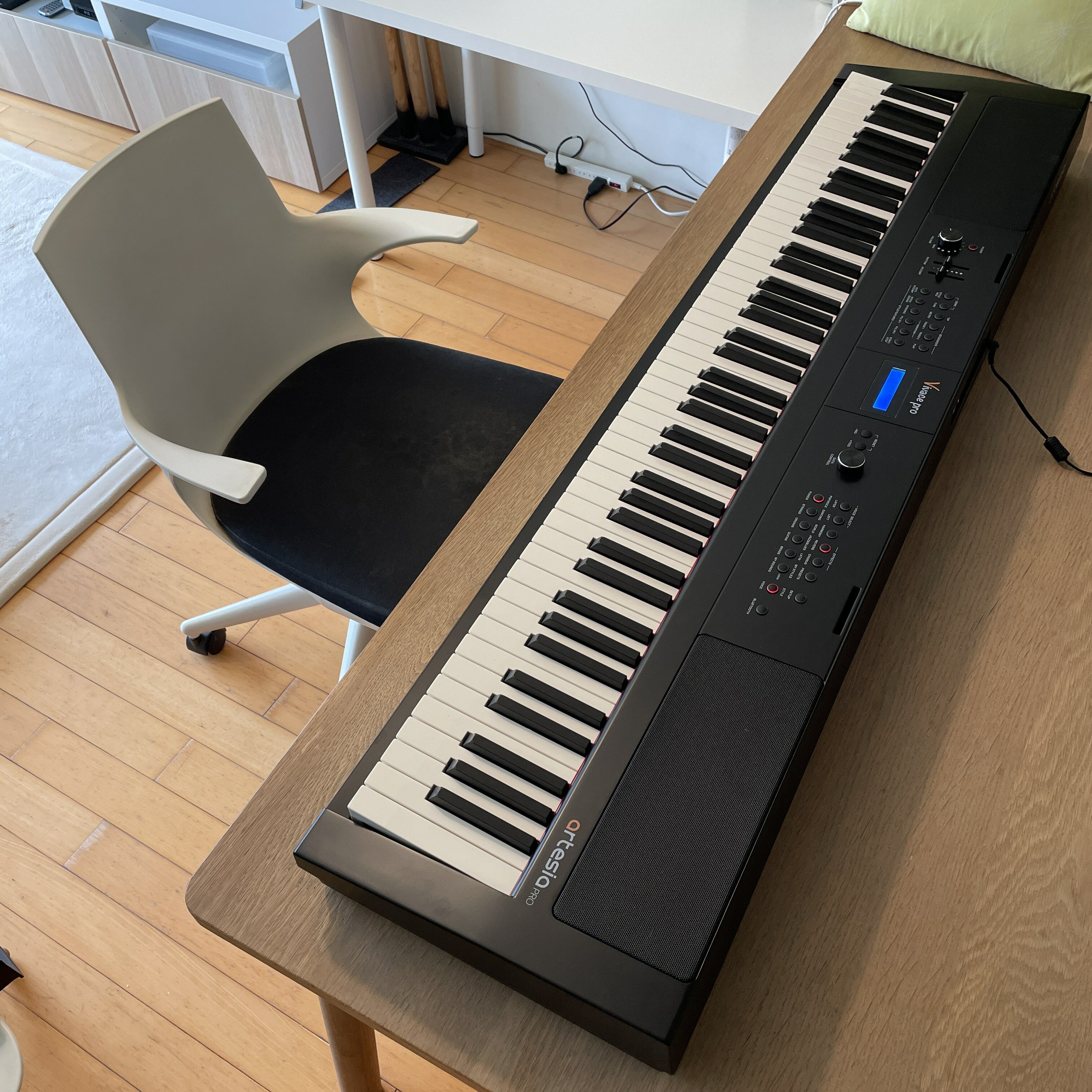 Artesia Vivace Pro 電鋼琴 唯一重琴鍵可裝電池 88鍵 2024 全新上市 HAMMER ACTION