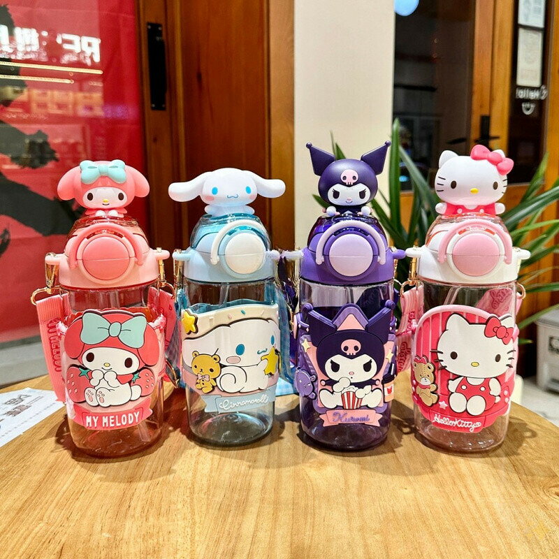 【現貨】 庫洛米 大耳狗 雙飲水壺 附背帶 Tritan吸管水壺 兒童水壺直飲水壺 吸管杯 Kitty密封防漏隨行杯禮物