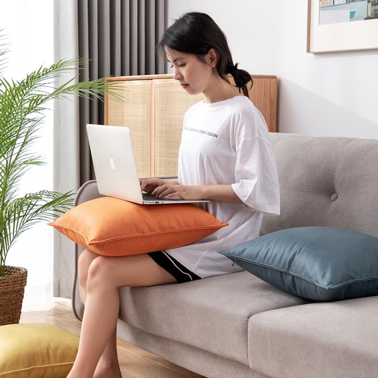 科技布抱枕輕奢客廳沙發高檔皮靠枕套現代靠墊腰枕橙色大定制北歐