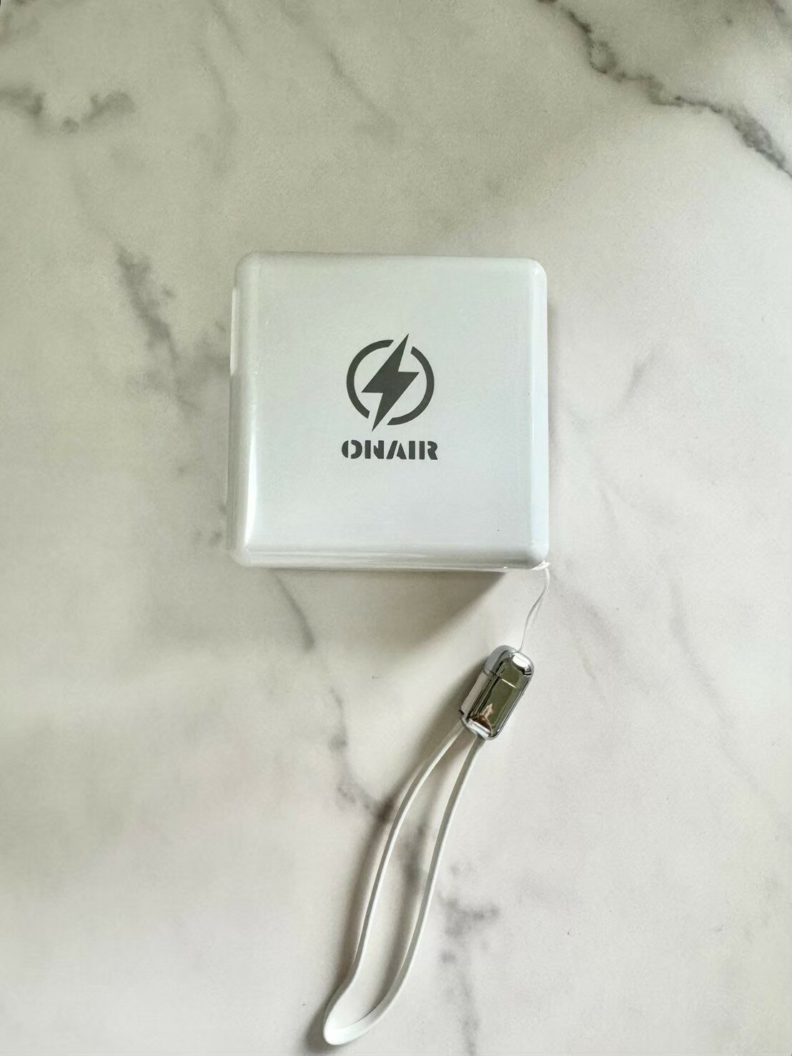 ONAIR 超級充電萬國充 磁吸可拆式自帶線支架行動電源 15000mAh F12AAPP下單享13%點數 0