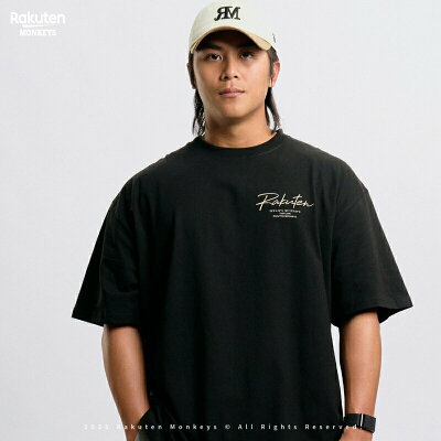 Rakuten 字母寬版短T-黑