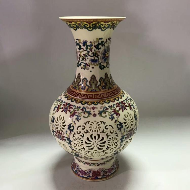 古玩收藏陶瓷器乾隆年制象牙瓷婁空轉心花瓶仿古瓷器家居擺設禮品