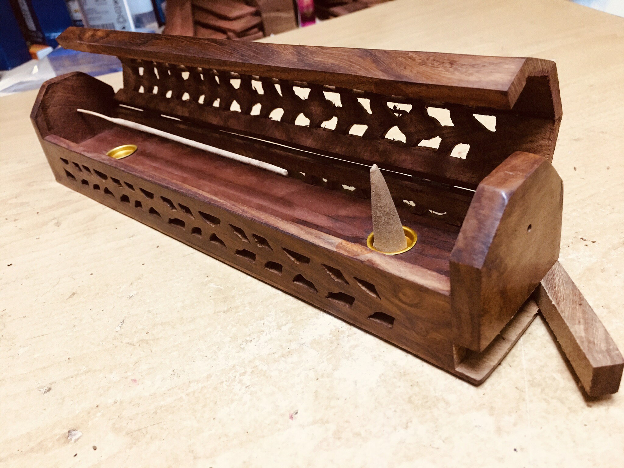 綺異館]印度臥香盒點香盒精緻縷空木盒線香塔香兩用盒HQB-net1