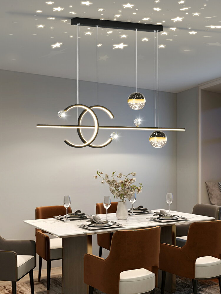 北歐輕奢餐廳吊燈現代簡約2024年新款網紅投影長條吧臺餐桌燈具