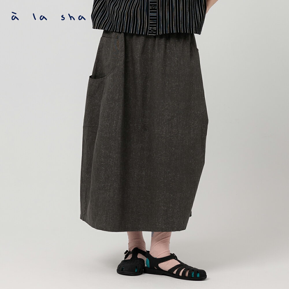 a la sha 水洗紋不規則口袋裙