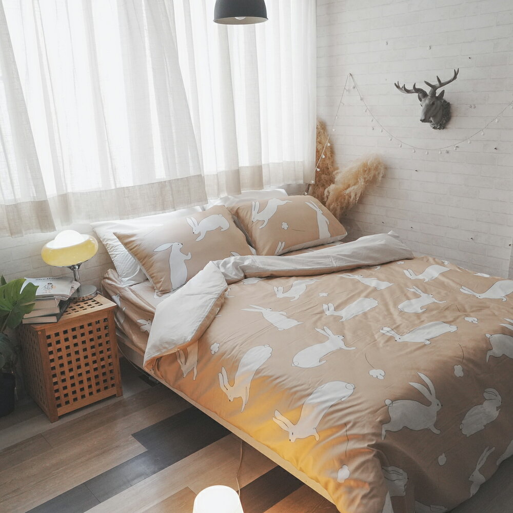 [蹦蹦兔-咖]60支精梳棉 床包 兩用被 台灣製造 棉床本舖 兔兔床包