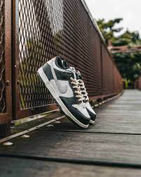 日本搶先HUF x Nike SB Dunk Low「SFO」限量黑白舊金山限定 日本搶先HUF x Nike SB Dunk Low「SFO」限量黑白舊金山限定