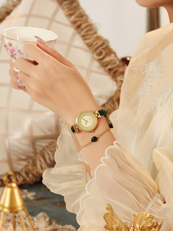 英國小眾手錶女高級感夏季森系學生細帶小巧名牌ins風女士手錶 全館免運
