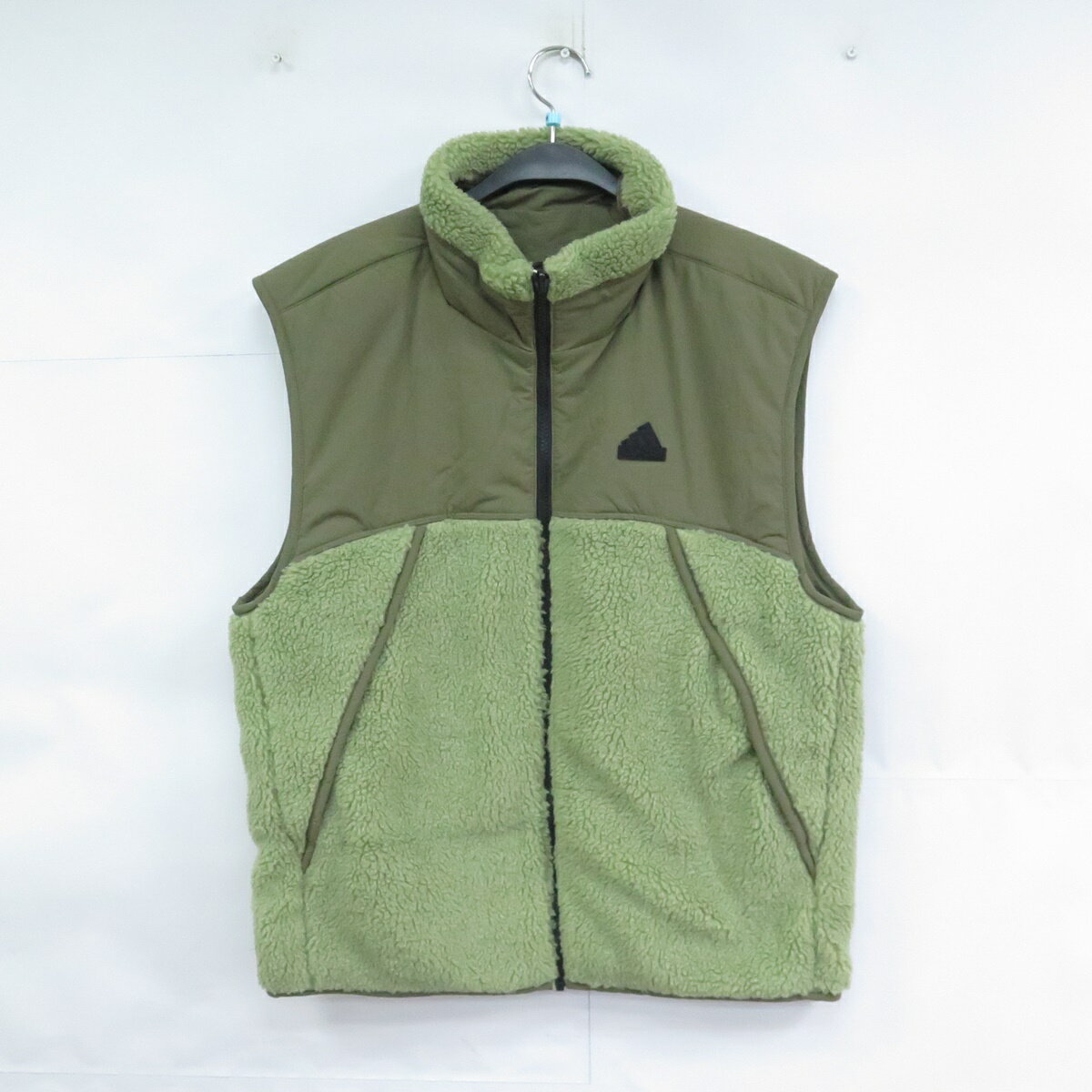 ADIDAS CITY ESCAPE 運動背心 雙面可穿 寬鬆版型 IZ4659 綠【iSport愛運動】