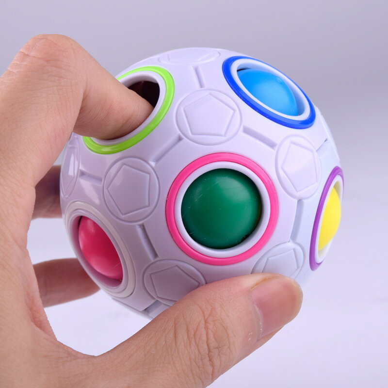 益智玩具兒童智力解壓玩具神器減壓解壓桌面魔方三階創意手指足球