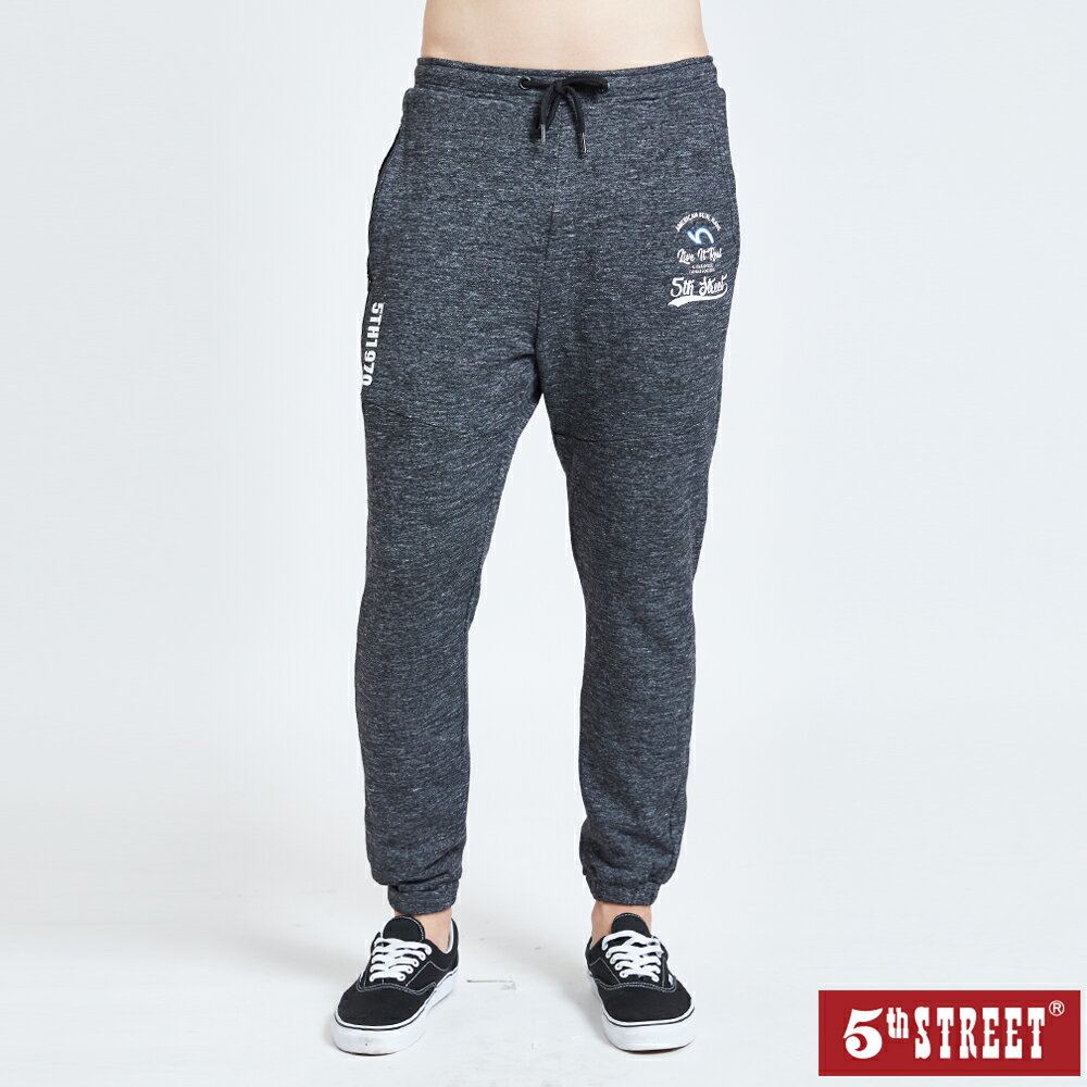 男裝 棉質休閒運動褲-暗灰色 (960114) 【5th STREET】【APP下單天天10%回饋】 ★神褲節 治裝激推 最高折426