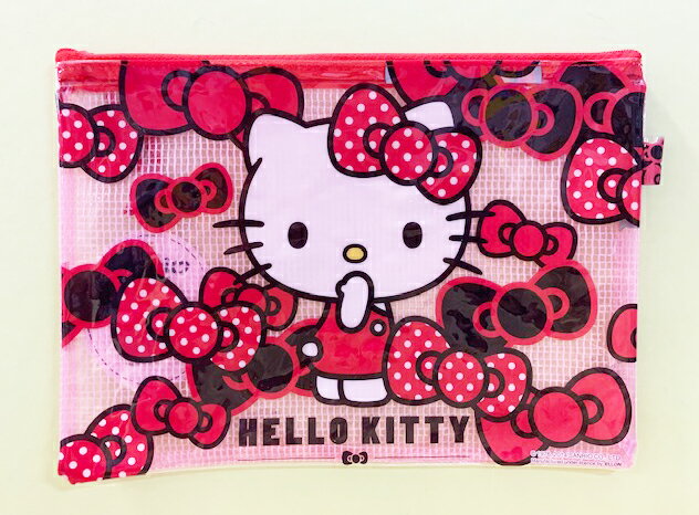 【震撼精品百貨】凱蒂貓 Hello Kitty 日本SANRIO三麗鷗 KITTY 拉鍊收納袋/化妝袋-紅滿版#91565 震撼日式精品百貨