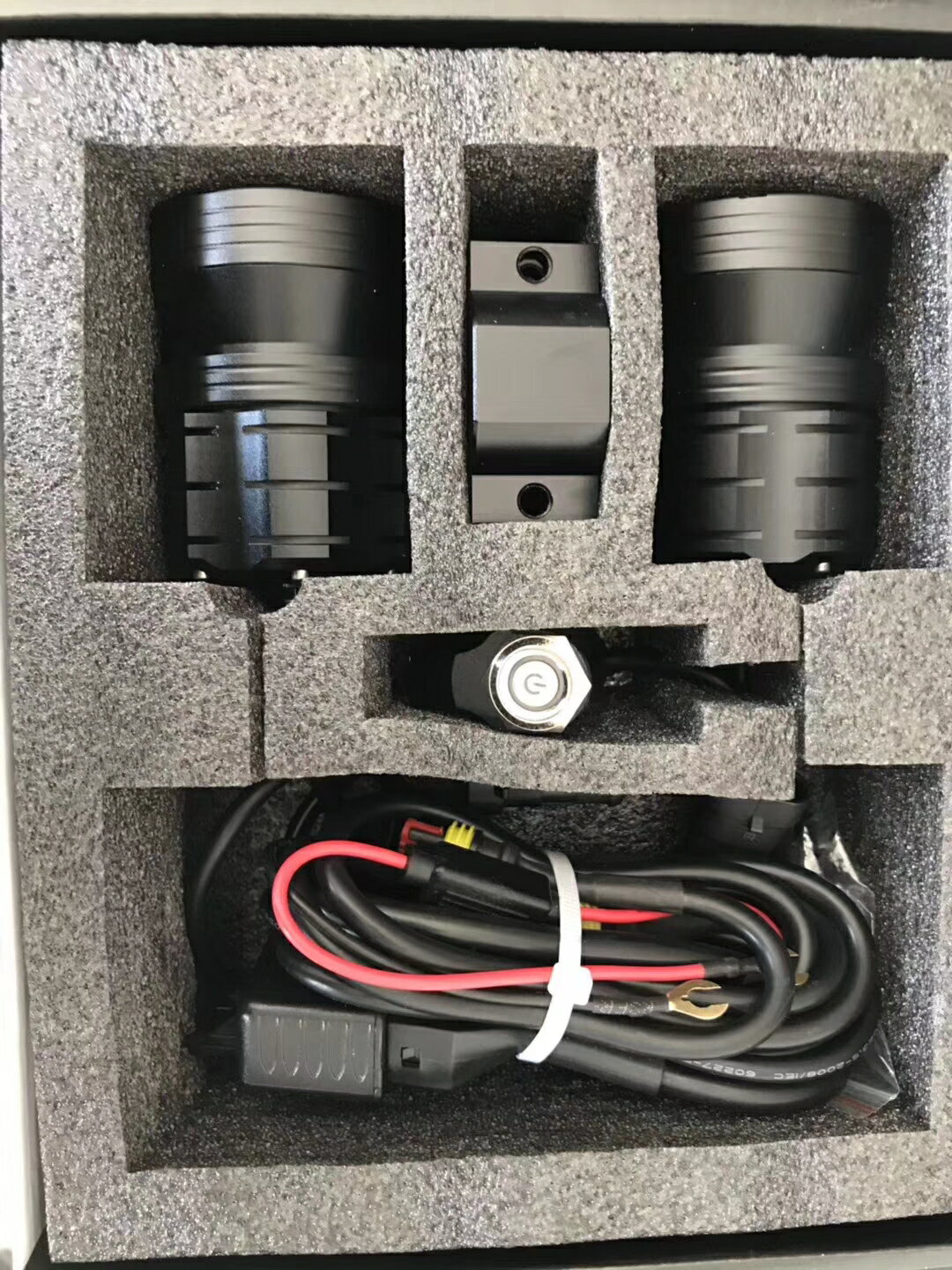 黃龍600/300輔助燈L2射燈3/6燈珠LED流氓大燈寶馬春風摩托250