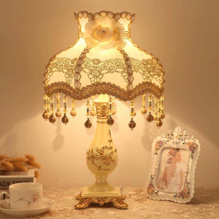 歐式臥室台燈 ins少女床頭燈 結婚禮物婚房創意復古公主小奢華