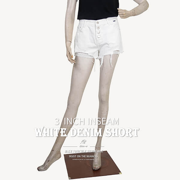 三分牛仔褲 白色牛仔褲 排扣牛仔三分褲 鬚邊破洞熱褲 破褲 中腰牛仔短褲 割破丹寧短褲 不修邊牛仔褲 涼爽顯瘦短褲 3 Inch Inseam White Denim Shorts Ripped Jeans Womens Short Jeans Mid-rise Short Pants (016-2021-01)白色 S M L XL (腰圍:66~84公分 / 26~33英吋) 女 [實體店面保障] sun-e