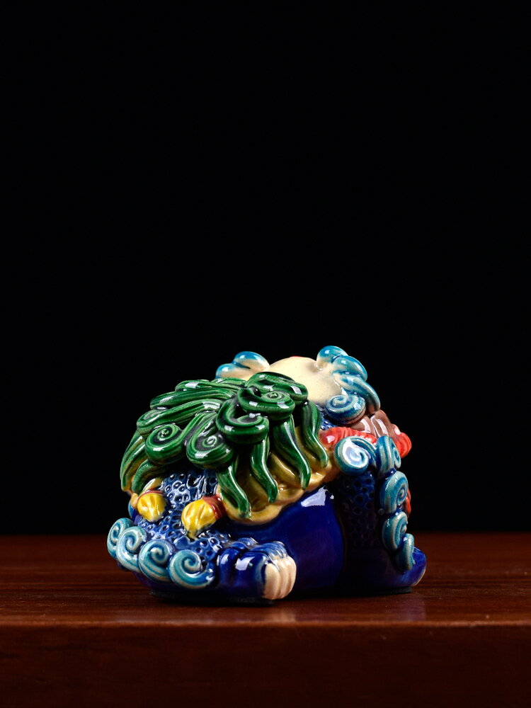 陶瓷故宮風三足金蟾家居客廳擺件招財蟾蜍貔貅禮品辦公室裝飾居家擺件