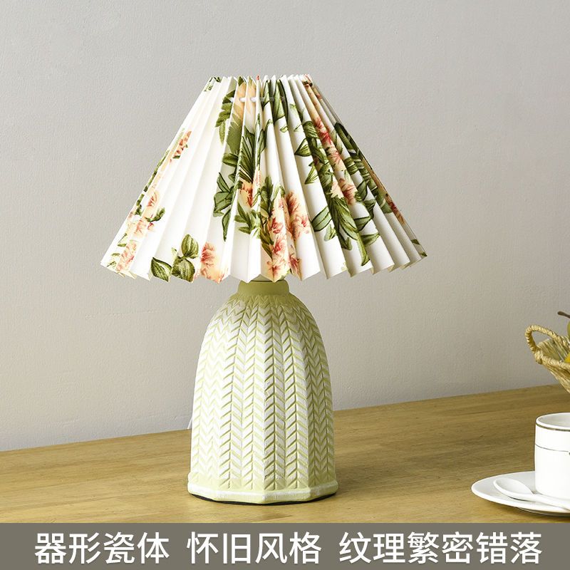 免運 檯燈 vintage復古百褶臺燈臥室床頭燈韓式ins少女心民宿咖啡廳裝飾燈小S066快速出貨