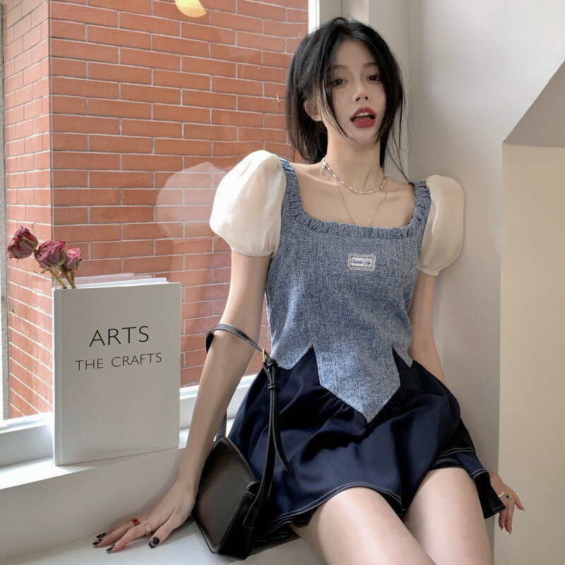 黛小姐：純欲甜美方領收腰顯瘦泡泡袖蛋糕連衣裙女法式設計感裙子