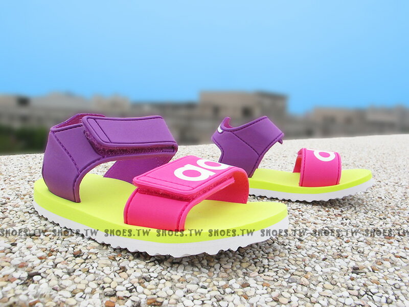 <br/><br/>  Shoestw【S76627】ADIDAS 童鞋 涼鞋 小童 雙黏帶 海灘拖 紫黃桃<br/><br/>