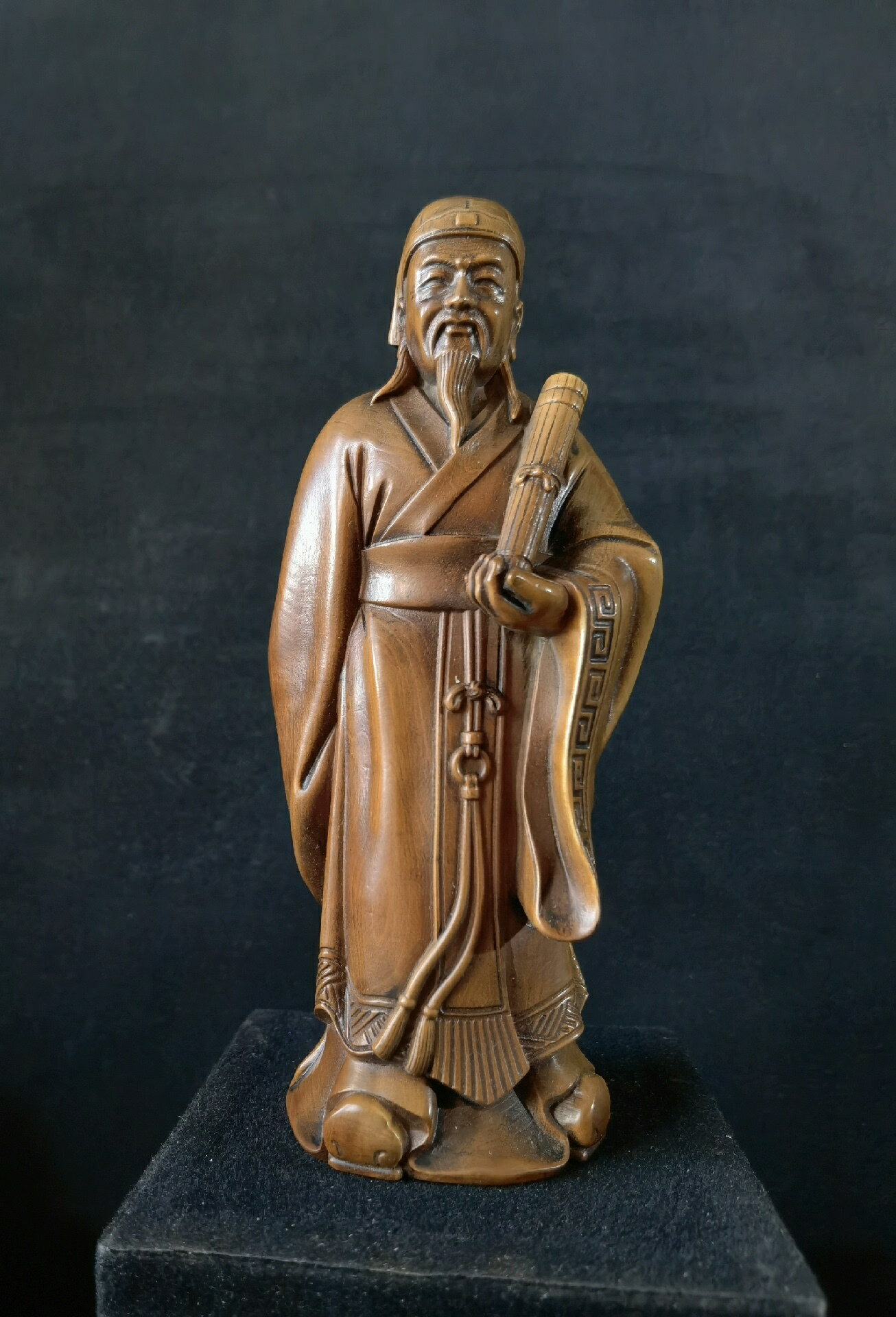 小葉黃楊木雕～莊子，人物擺飾，高15直徑6釐米，重約131克