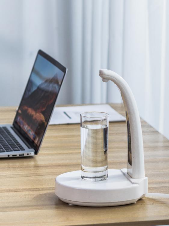 桶裝水抽水器家用桌面純凈飲水機USB充電智慧水泵自動斷水上水器 全館免運